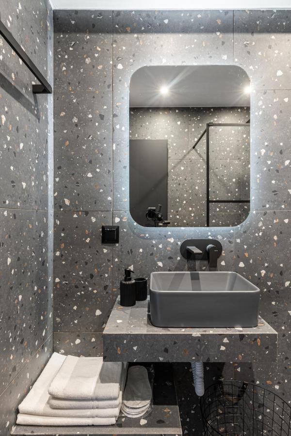 Ermoo Athens Modern Living Aparthotel Exterior photo