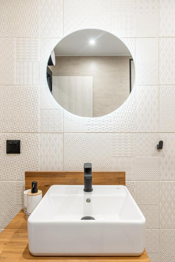 Ermoo Athens Modern Living Aparthotel Exterior photo