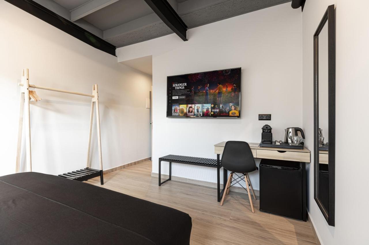 Ermoo Athens Modern Living Aparthotel Exterior photo